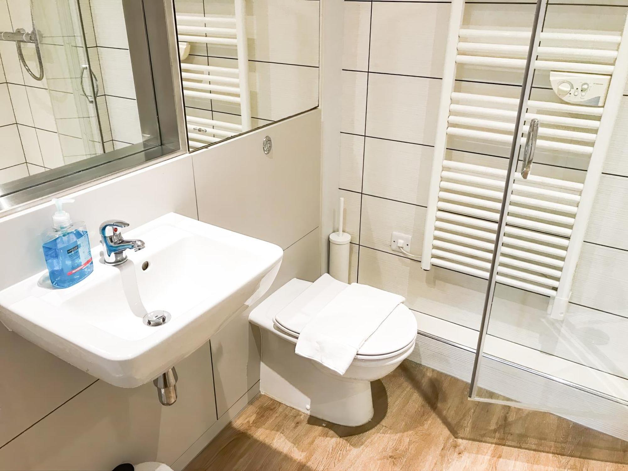 Apartment Violets Corner Luxury Town Great Location In The South West *